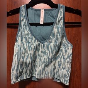 Athleta ribbed crop tank